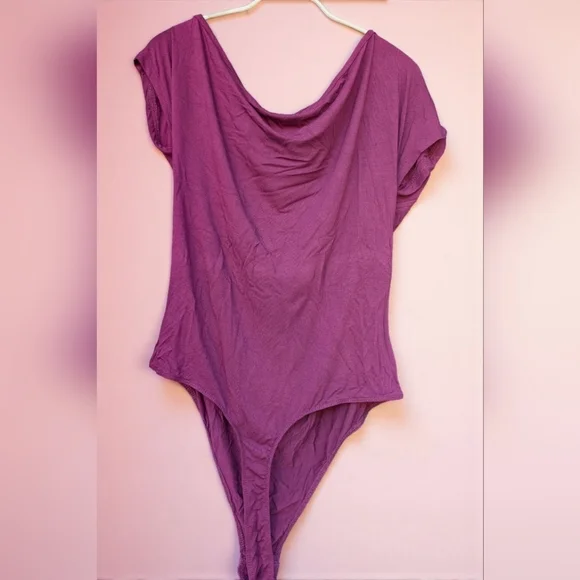 Fashion Nova Oksana One Shoulder Bodysuit - Plum Size 1X (14/16) (NWOT) - Picture 13 of 15